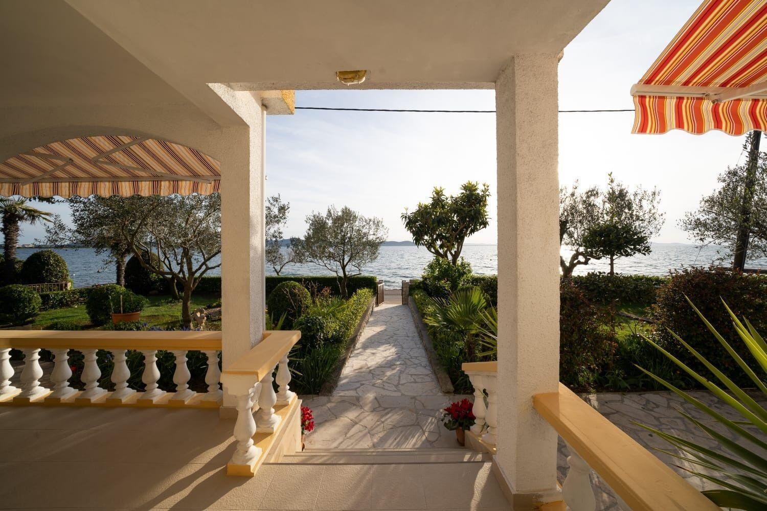 House Petar 1